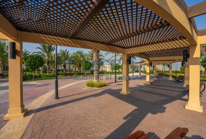 946649 - Property Image 2