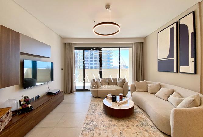 885051 - Property Image 2