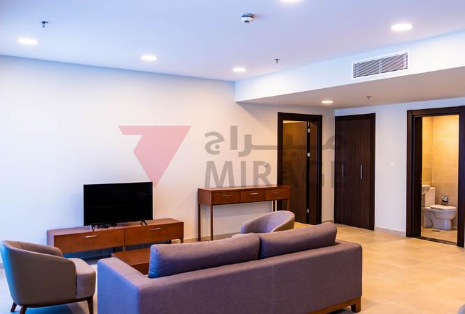 885687 - Property Image 3