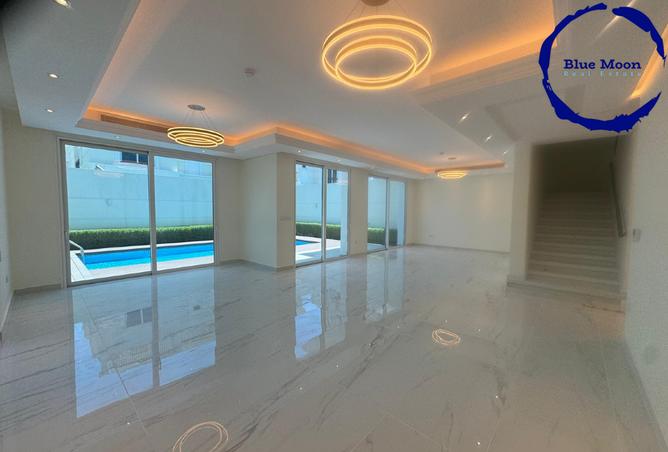 886870 - Property Image 2