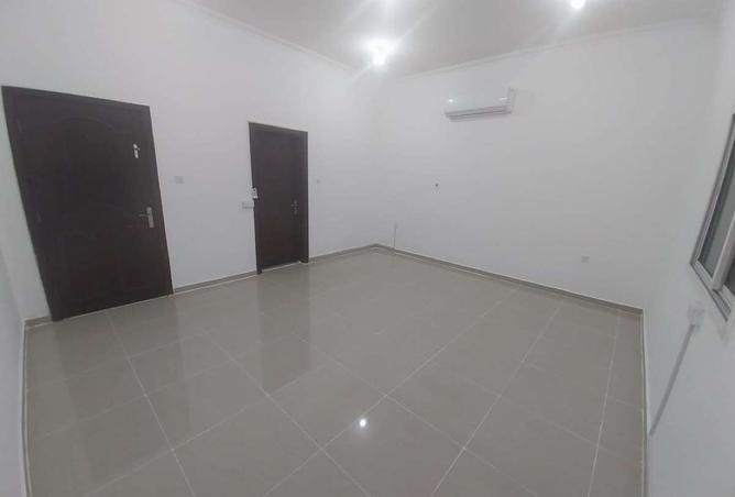 887325 - Property Main Image