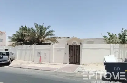 قطعة أرض - 4 غرف نوم - 5 حمامات للبيع في منطقة مويثر - الريان - الدوحة