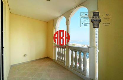 Apartment - 2 Bedrooms - 3 Bathrooms for rent in Viva East - Viva Bahriyah - The Pearl Island - Doha