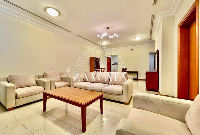 887454 - Property Image 2