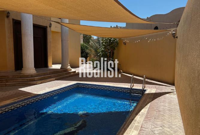 983573 - Property Main Image