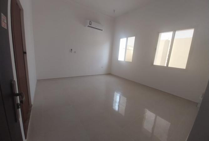 889822 - Property Image 3