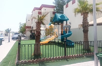 مجمع سكني - 4 غرف نوم - 4 حمامات للايجار في مريخ - المريخ - الدوحة