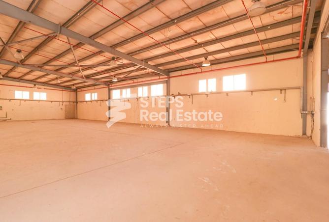 985759 - Property Image 3