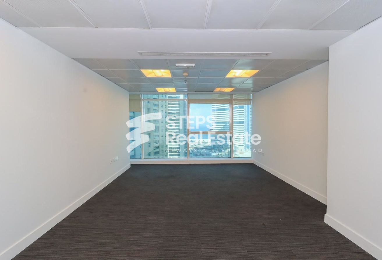Brand New High End Office with Grace Period