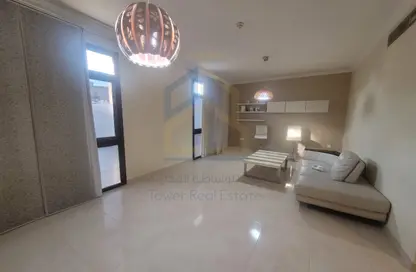Apartment - 2 Bedrooms - 3 Bathrooms for sale in Piazza 2 - La Piazza - Fox Hills - Lusail
