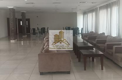 مجمع سكني - 3 غرف نوم - 4 حمامات للايجار في عين خالد - الدوحة