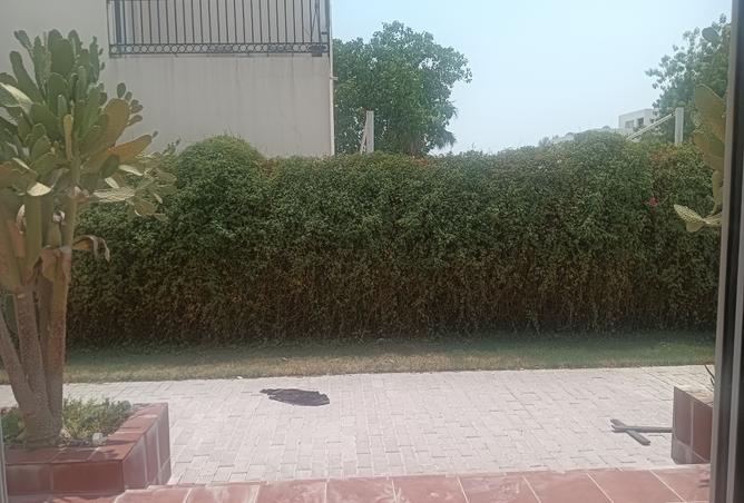 891953 - Property Image 2