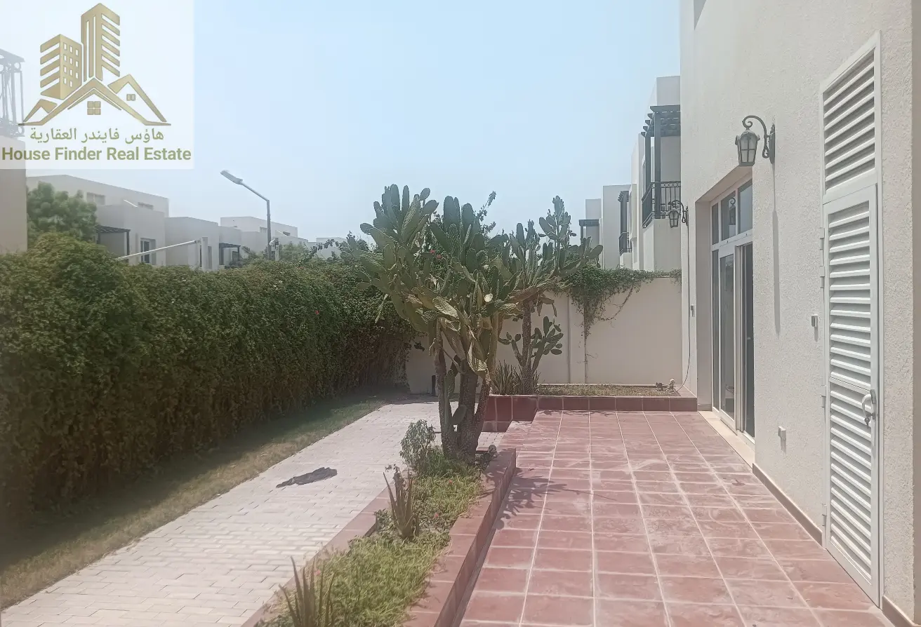 891953 - Property Main Image