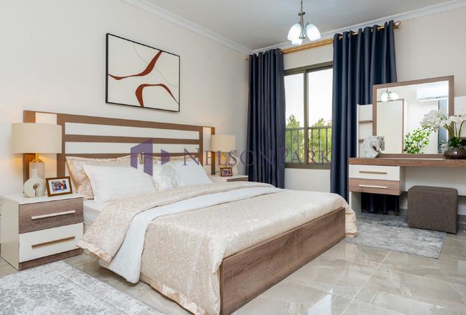 892314 - Property Image 2