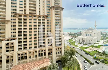 Apartment - 1 Bedroom - 2 Bathrooms for sale in West Porto Drive - Porto Arabia - The Pearl Island - Doha