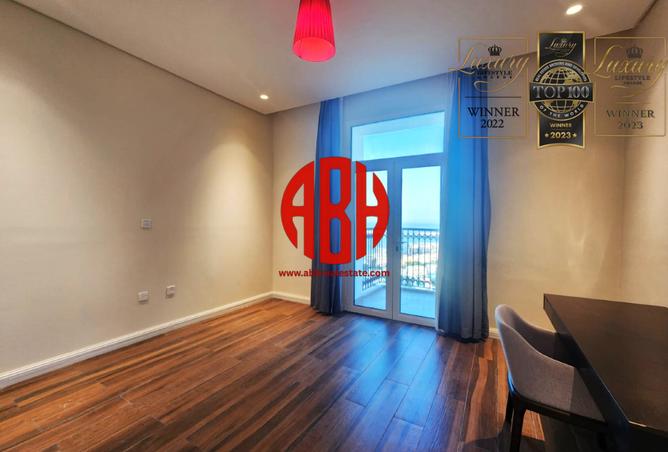 893554 - Property Image 3