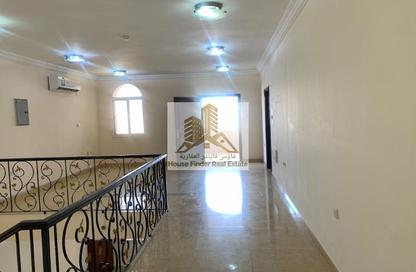 مجمع سكني - 5 غرف نوم - 5 حمامات للايجار في الدحيل - الدوحة