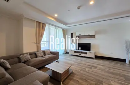 Apartment - 1 Bedroom - 2 Bathrooms for rent in East Porto Drive - Porto Arabia - The Pearl Island - Doha