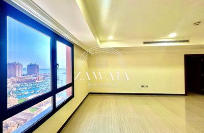 Apartment - 1 Bedroom - 2 Bathrooms for rent in West Porto Drive - Porto Arabia - The Pearl Island - Doha