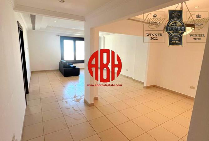 896852 - صورة العقار 3