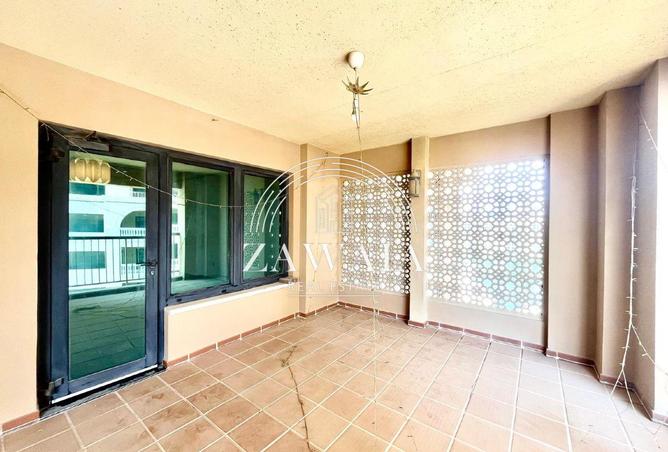 898244 - Property Image 2