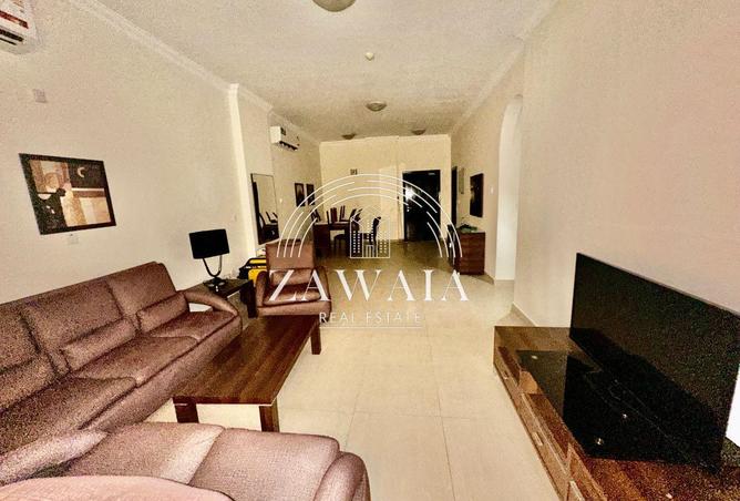 898239 - Property Main Image