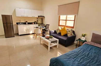 Apartment - Studio - 1 Bathroom for rent in Al Duhail - Doha
