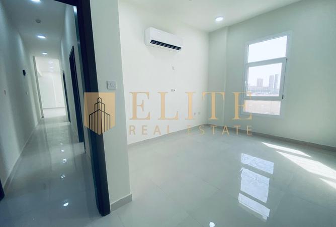 899833 - Property Image 3