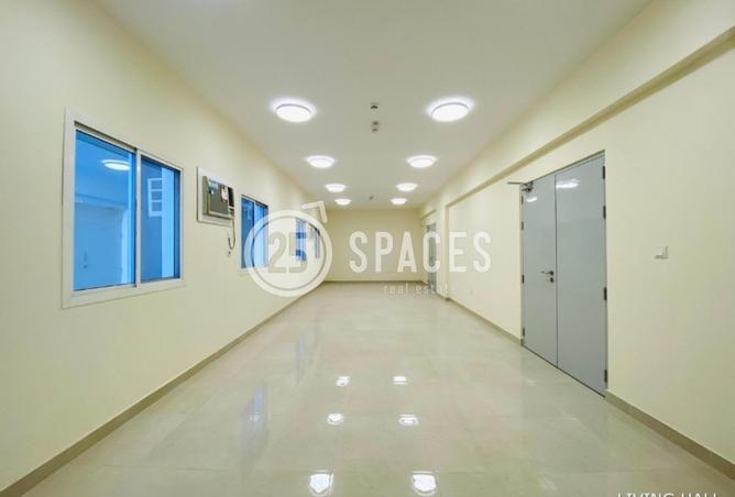 900265 - Property Image 2