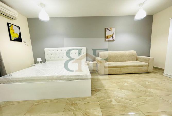 1013771 - Property Image 3