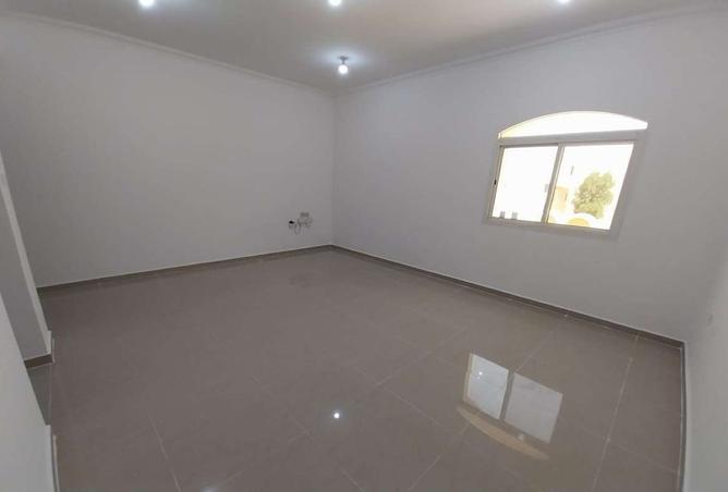 903793 - Property Main Image