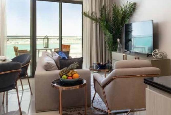 910147 - Property Image 2