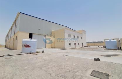 Warehouse - Studio - 7+ Bathrooms for rent in East Industrial Street - Birkat Al Awamer - Al Wakra