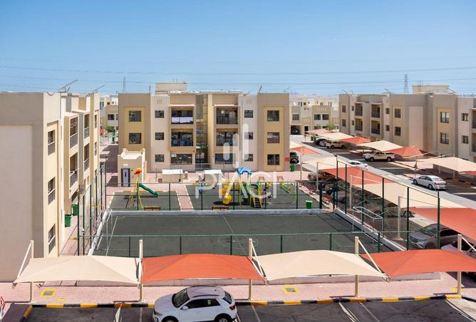 945906 - Property Image 2