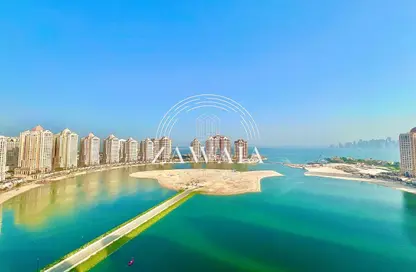 شقة - 3 غرف نوم - 4 حمامات للايجار في فيفا غرب - فيفا بحرية - جزيرة اللؤلؤة - الدوحة