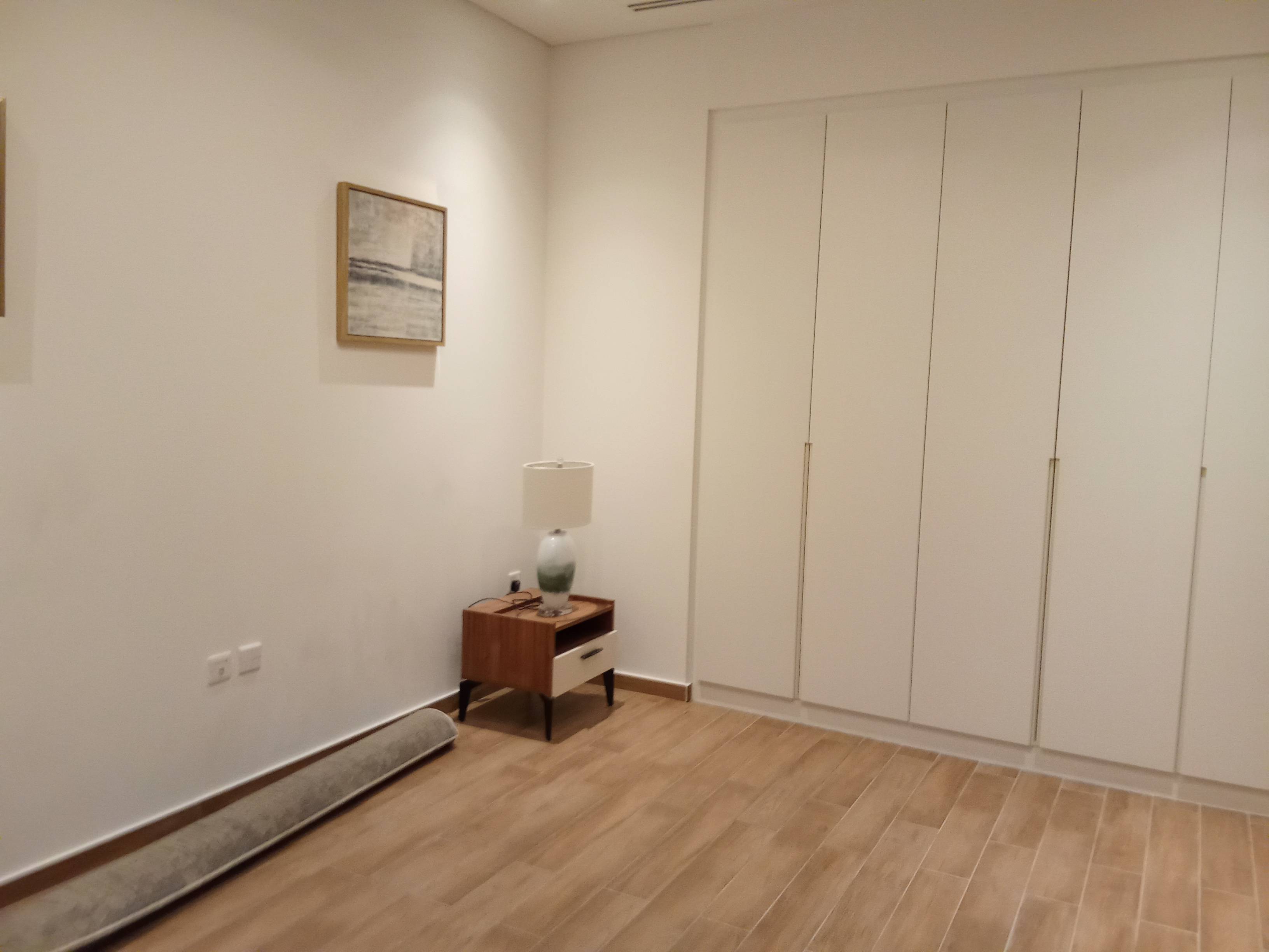Spacious Apartment for Rent (Including Bills) thumbnail 6