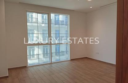Apartment - 1 Bedroom - 2 Bathrooms for rent in Floresta Gardens - The Pearl Island - Doha