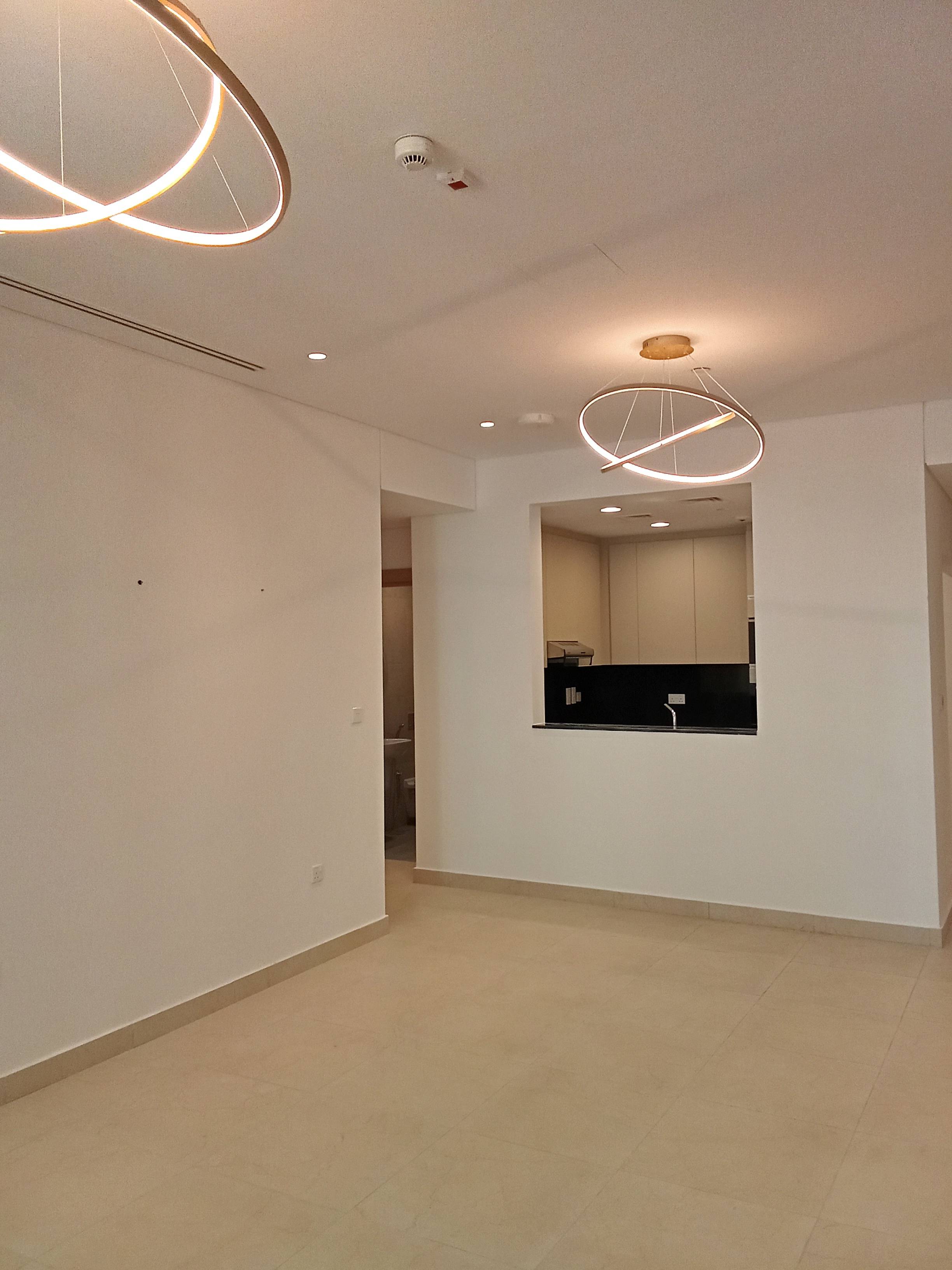 Spacious 2BHK + Maid Apt (Prorated 14 m + Bills) thumbnail 2