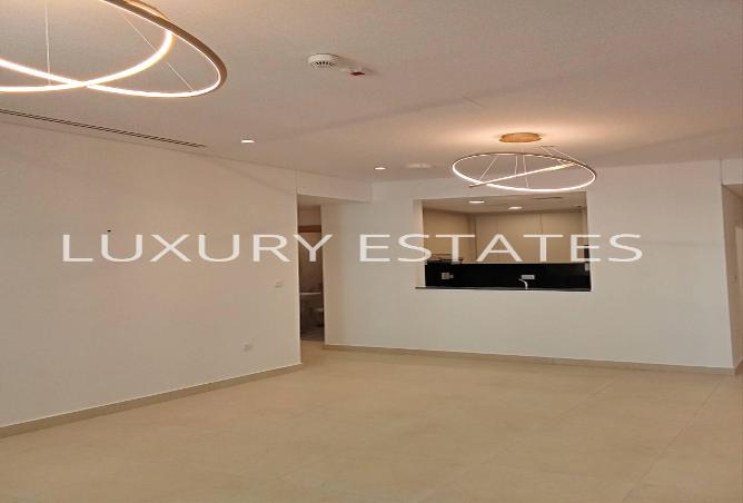 58794587 - Property Image 2