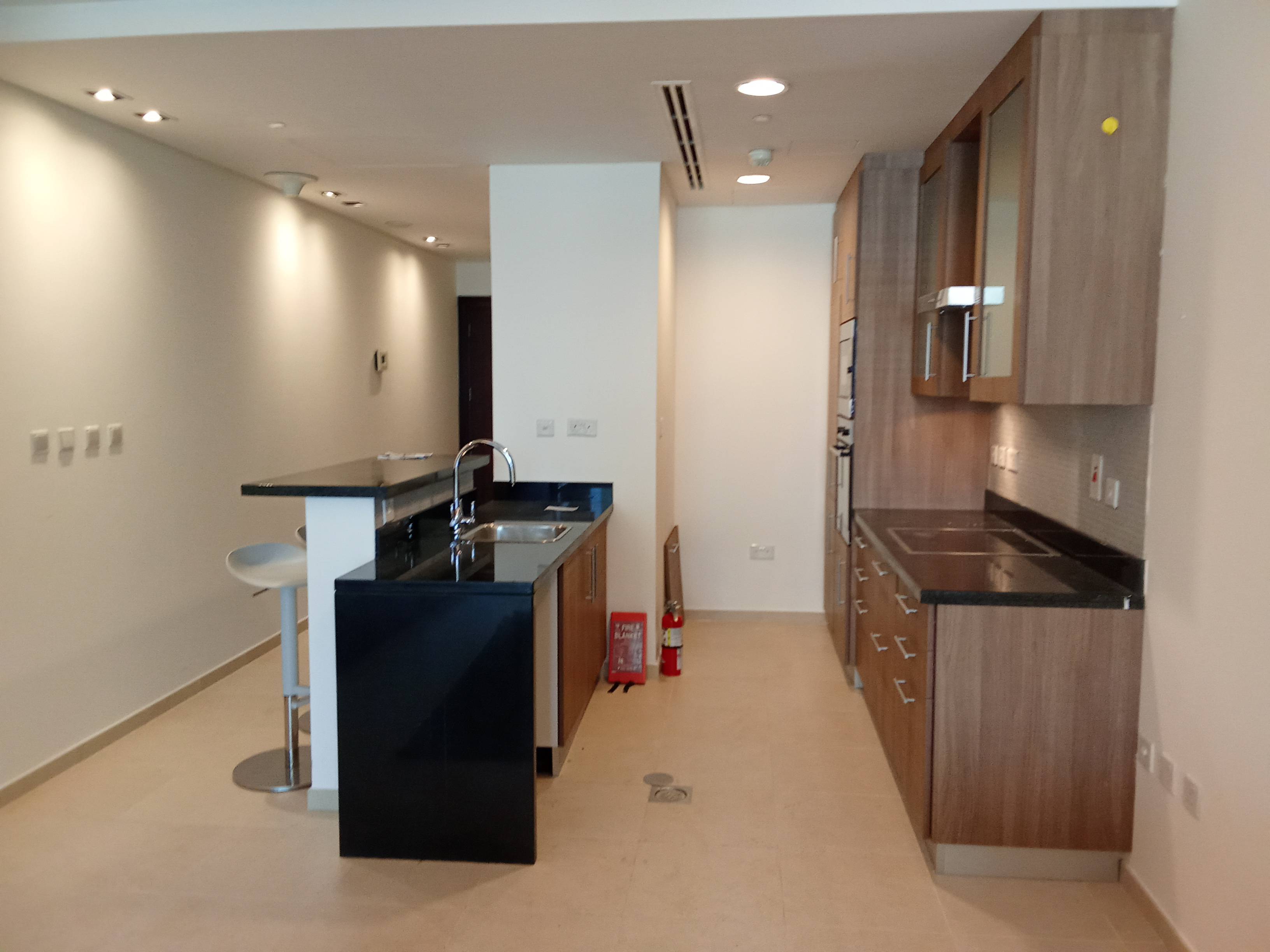 Spacious Studio (Prorated 13 months + Bills) thumbnail 4