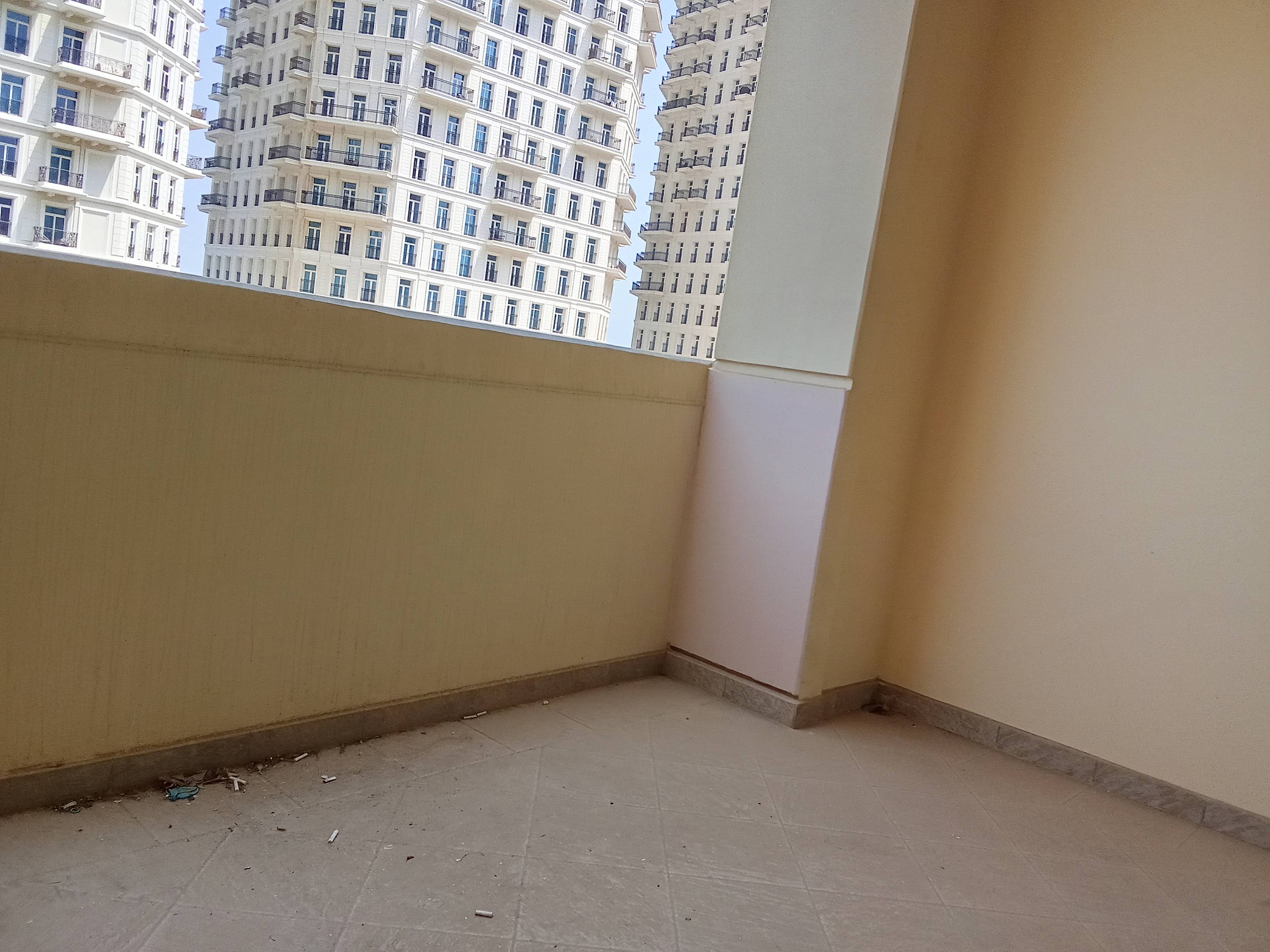 Spacious Studio (Prorated 13 months + Bills) thumbnail 8