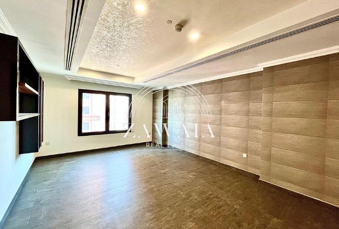 906577 - Property Main Image