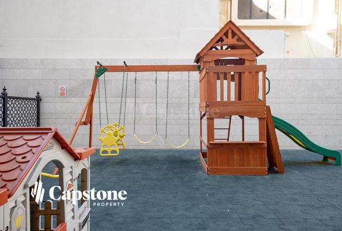 877351 - Property Image 3