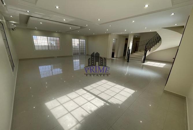 927094 - Property Image 3