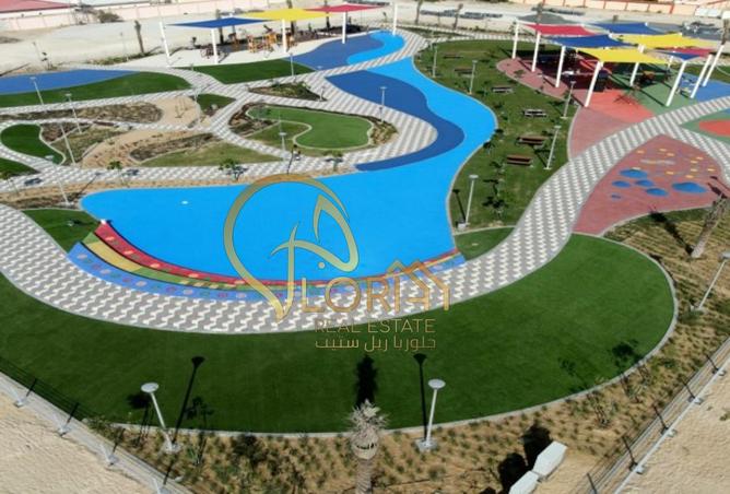 907653 - Property Image 2