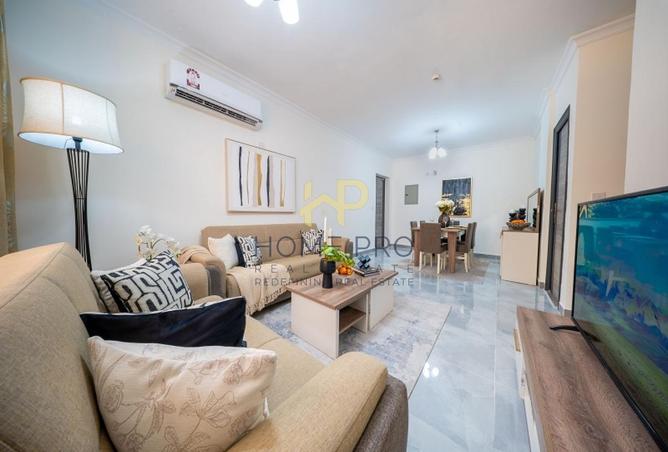 907714 - Property Image 2