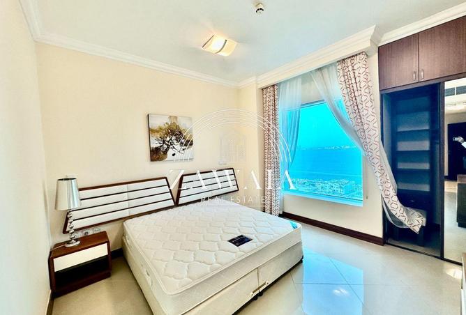 910752 - Property Image 2