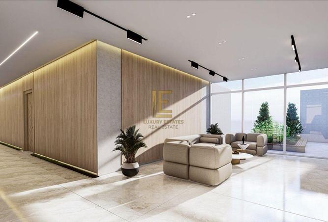 909693 - Property Image 3