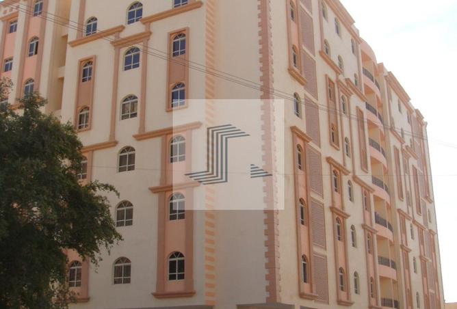 909032 - Property Image 2