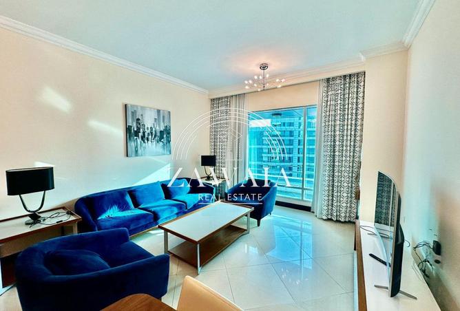 910749 - Property Image 2